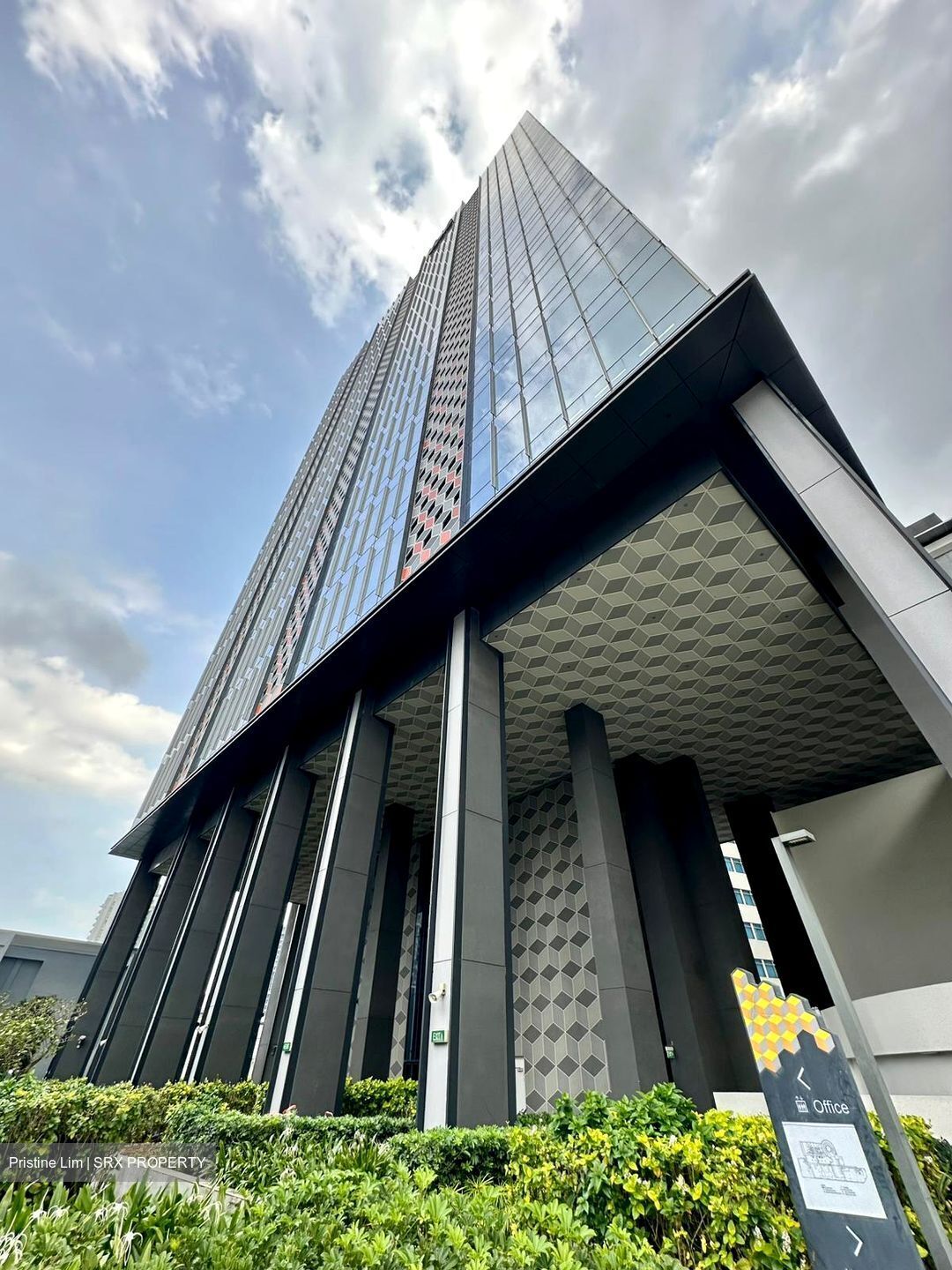 Centrium Square (D8), Office #626423451